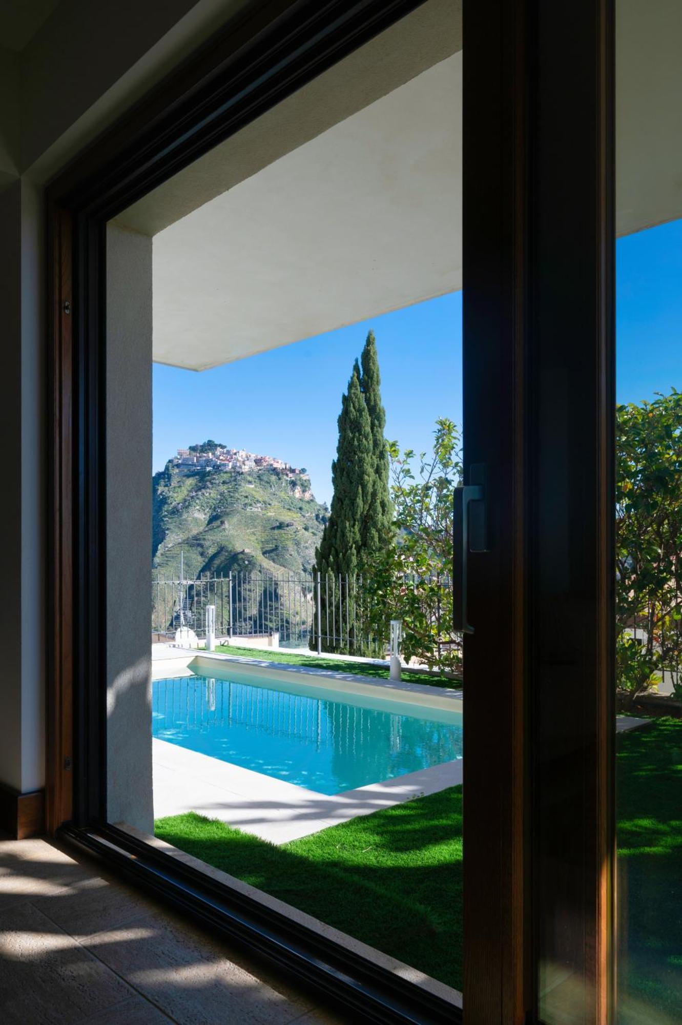 Casa Mathea Villa ตาออร์มินา ภายนอก รูปภาพ