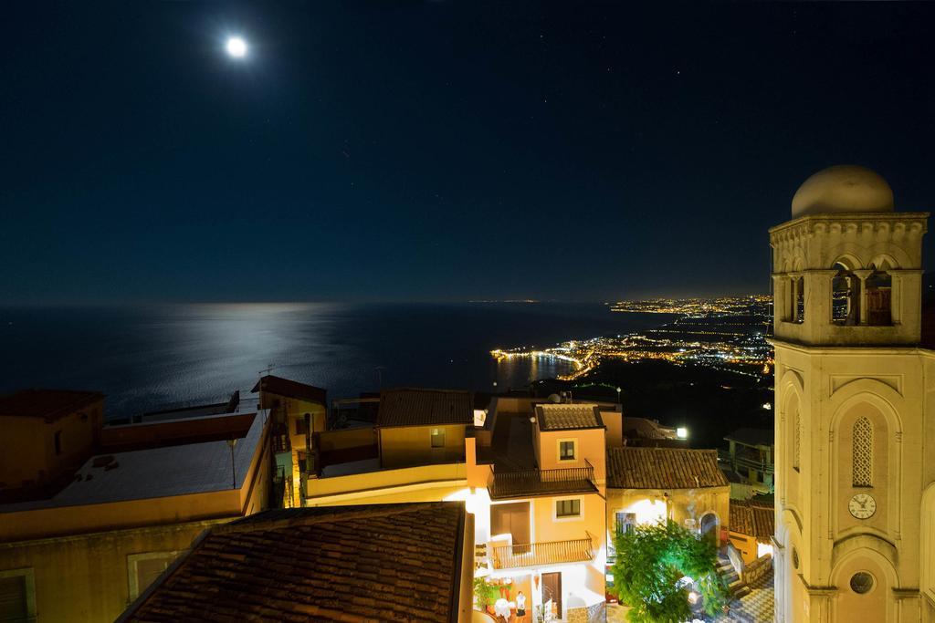Casa Mathea Villa ตาออร์มินา ภายนอก รูปภาพ
